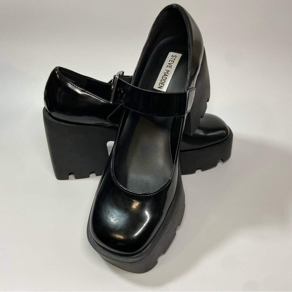 NEW Steve Madden Trish Black Patent Chunky Heel Platform Mary Janes Size 9